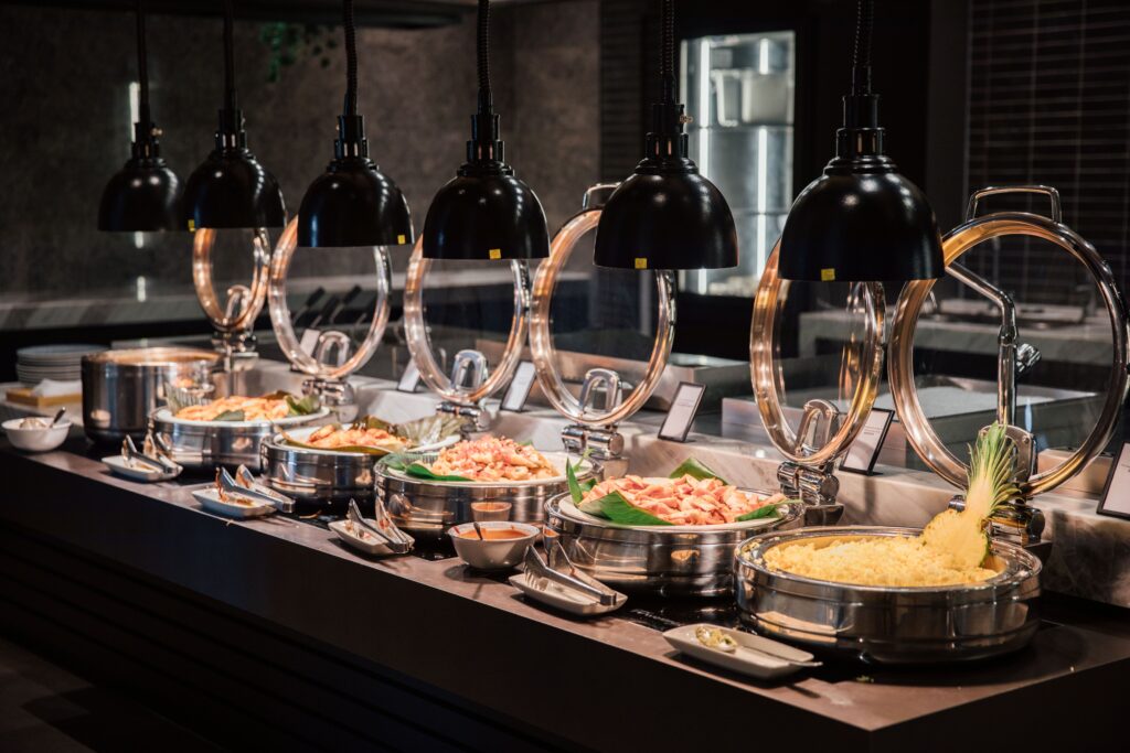best luxury hotel and restaurant in hyderabad 